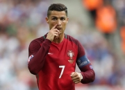 开云APP-德甲争冠白热化引爆焦点战，罗马淘汰赛倚仗喀麦隆英雄惊险过关