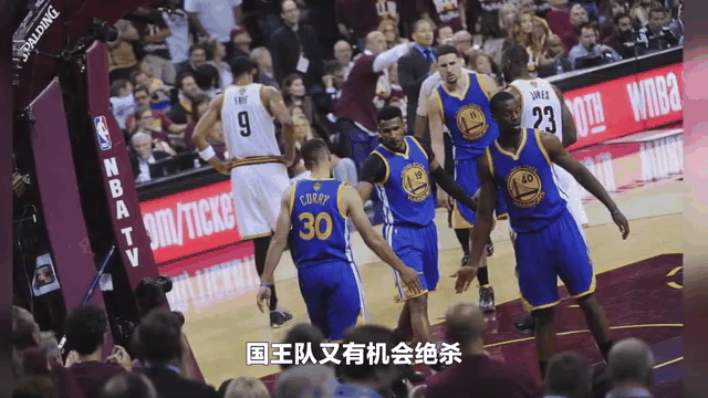 砍下三双，库里领军勇士险胜魔术