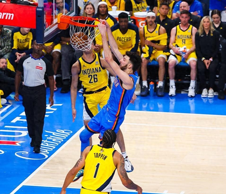 球队在本轮比赛中完美防守反击成功