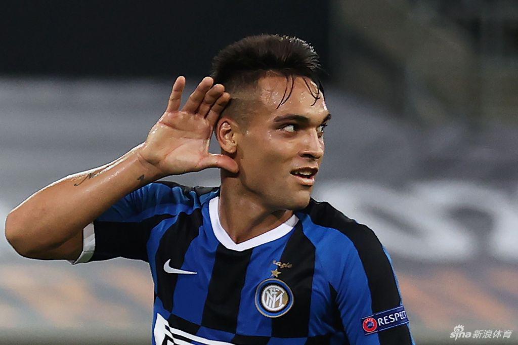 塞维利亚精湛表现，卫冕争冠