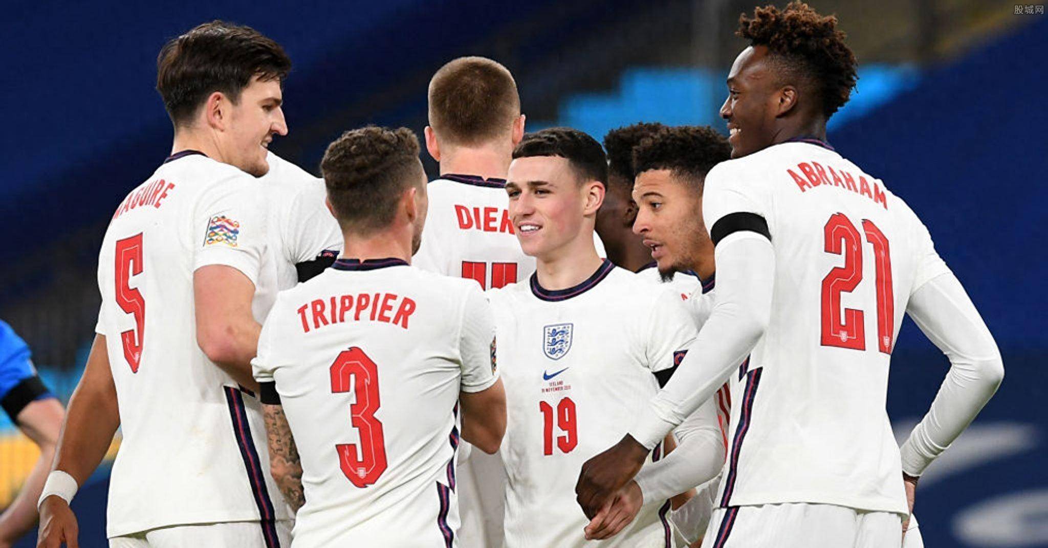 关于曼联连续获胜,登顶英格兰足球联赛的信息 关于曼联连续获胜,登顶英格兰足球联赛的信息