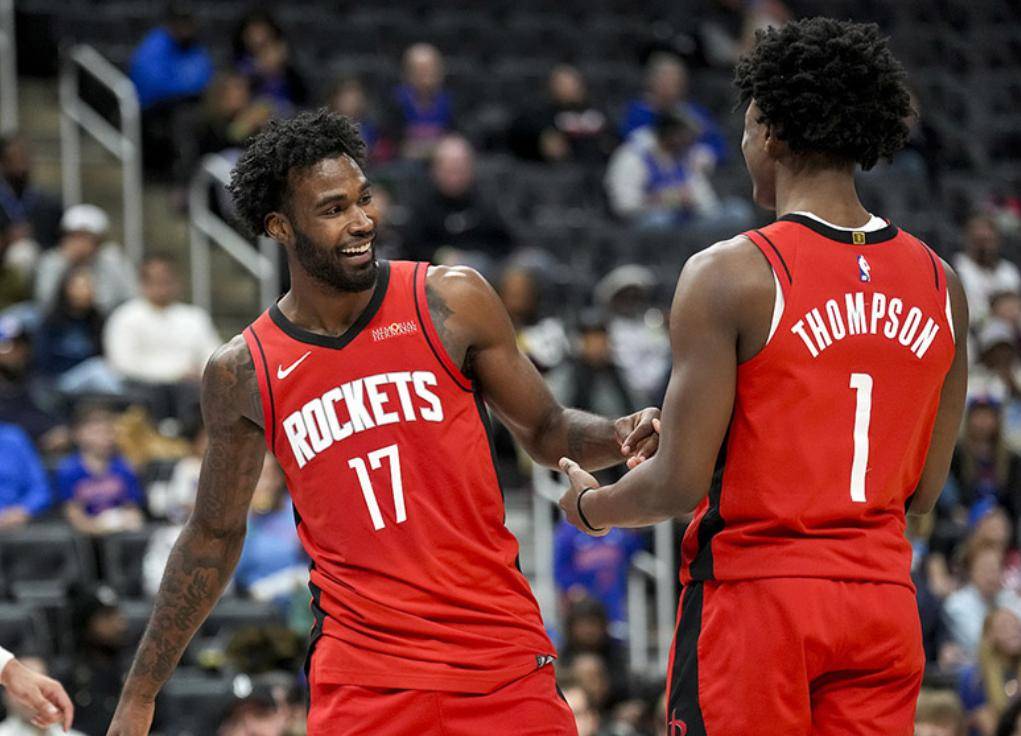 火箭胜独行侠，取得四连胜