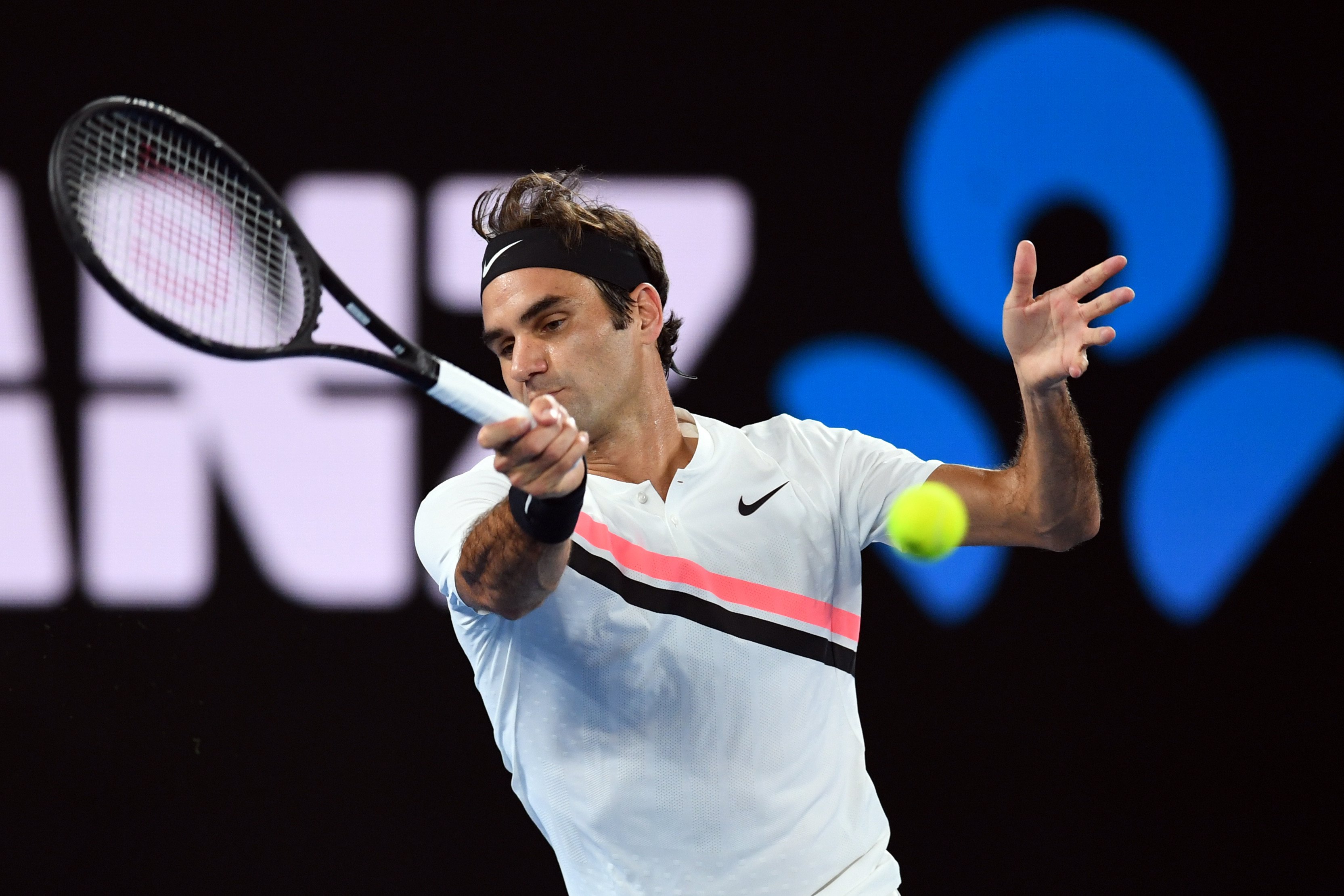 澳大利亚网球队完胜世界网球队，费德勒爆发神勇的简单介绍