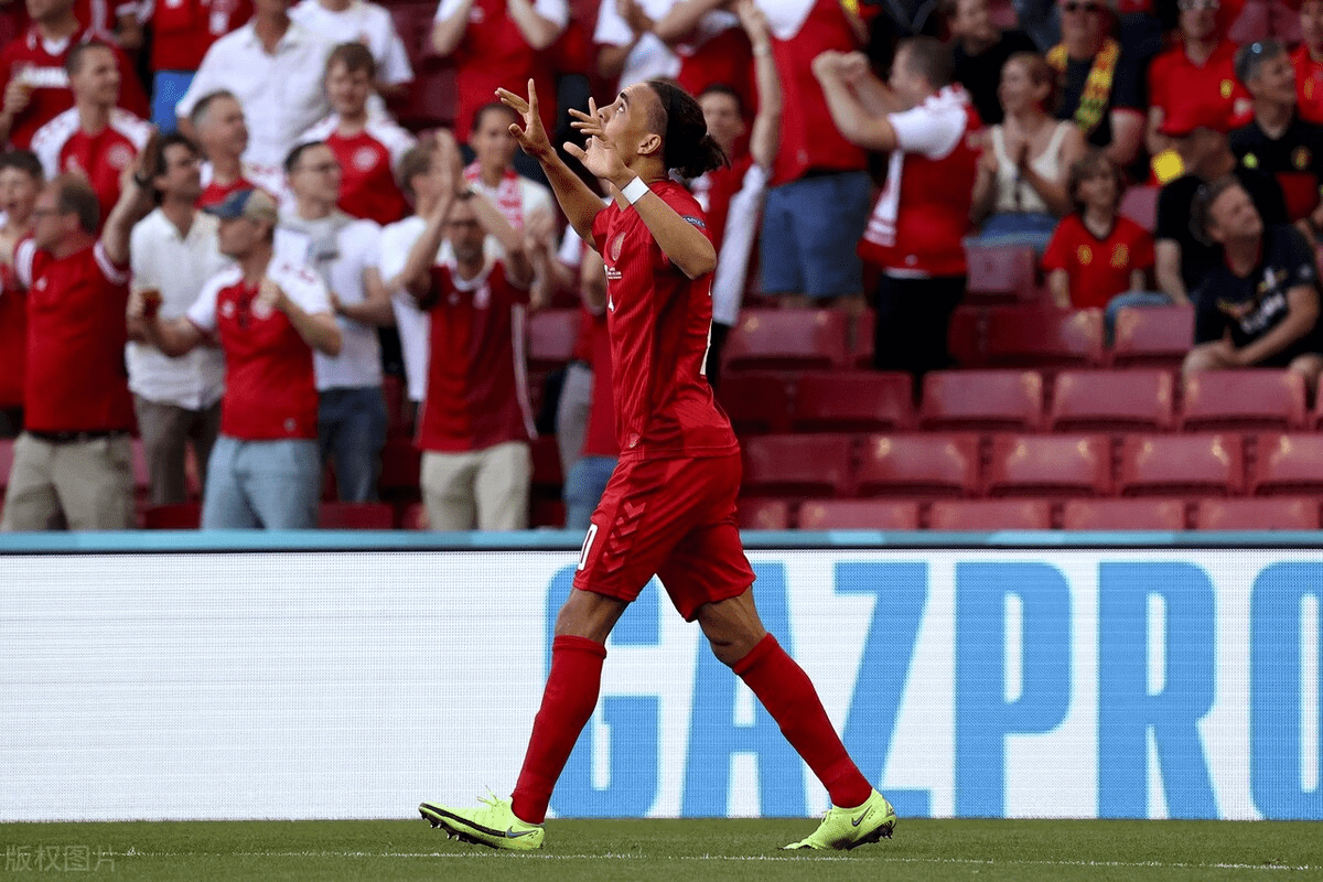 丹麦队逆转韩国队，辛杜刷新纪录