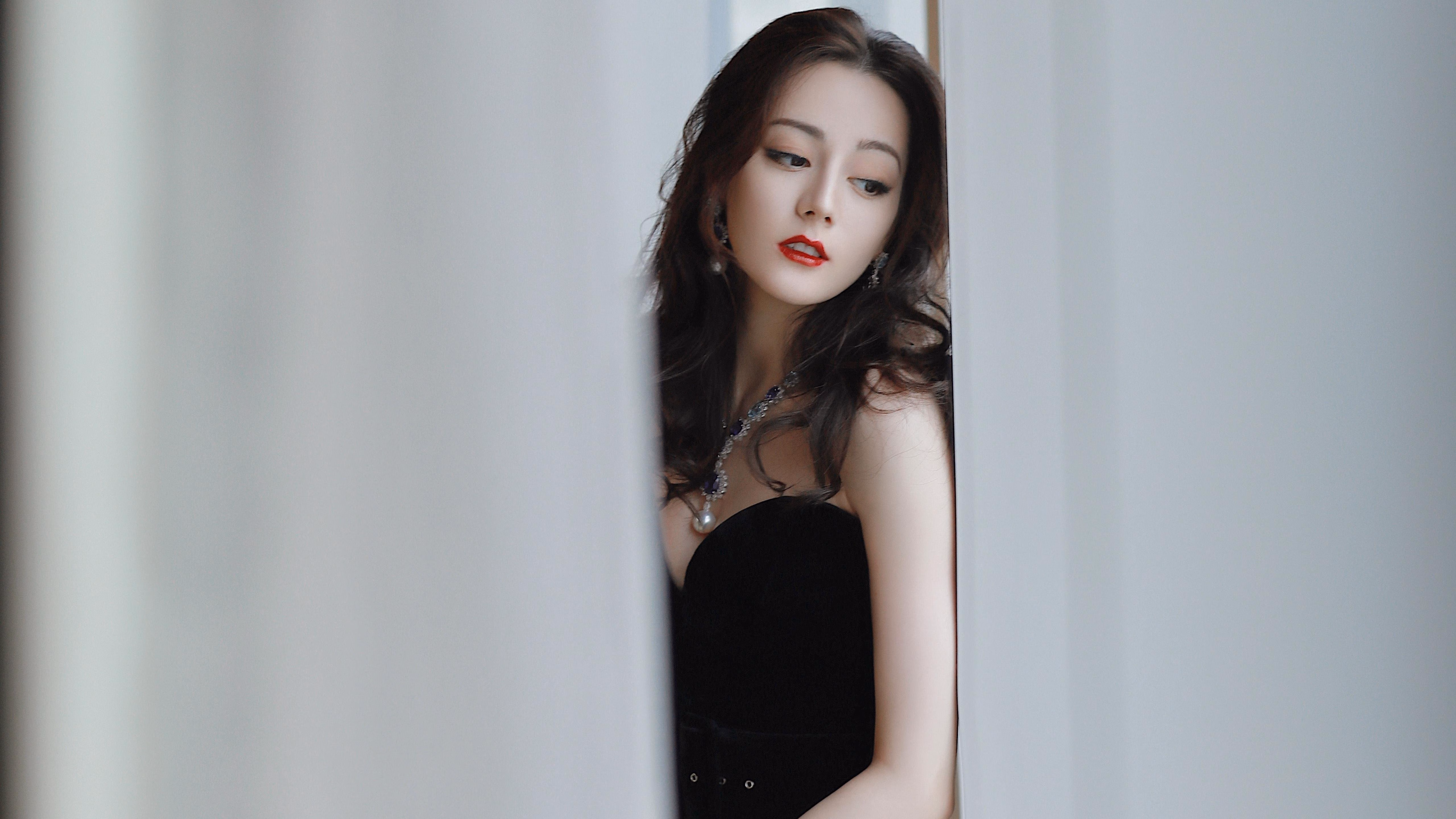 当巨人杀手举起屠刀，一场改写欧冠秩序的奥地利式革命