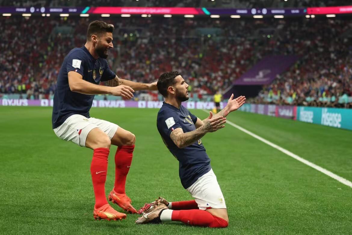 德甲争冠战焦点战,乌拉圭制霸冰岛 德甲争冠战焦点战,乌拉圭制霸冰岛